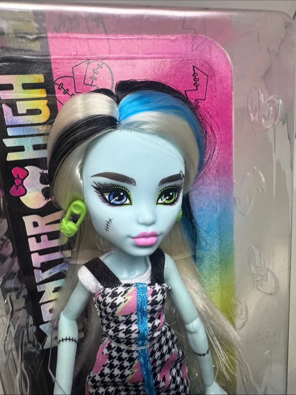 MATTEL MONSTER HIGH FRANKIE STEIN DOLL FIGURINE FIGURE PURSE